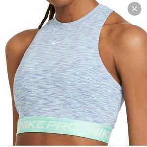 Nike Pro crop top